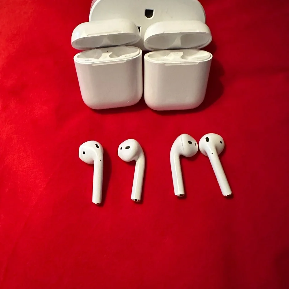 Apple White Wireless Headsets AirPods Pro